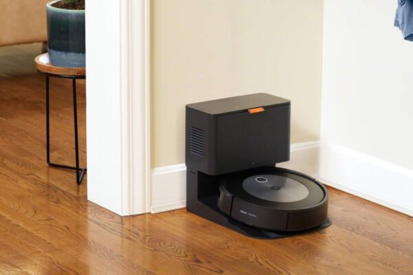 Roomba j7+ debuts iRobot’s big fix for avoiding cords and pet mess